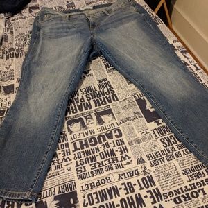 Torrid Cropped Ankle skinny jeans